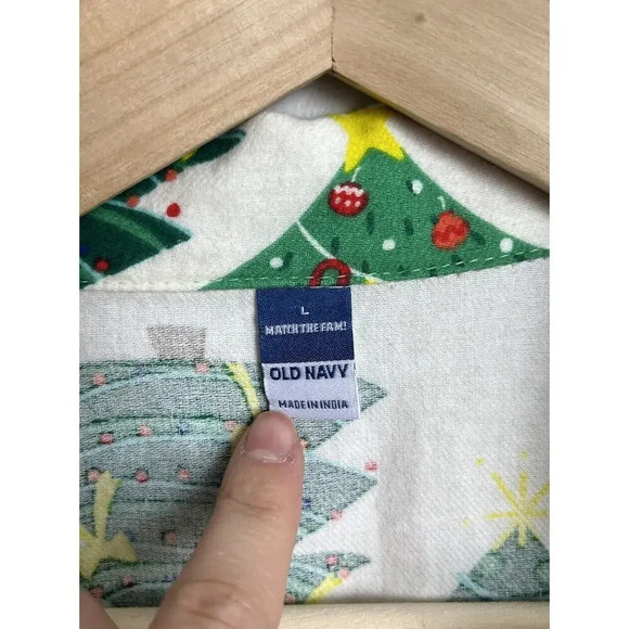 Old Navy Flannel Christmas Tree Print Pajamas 3 Piece Sleep Set Holiday Women’s - Picture 4 of 16